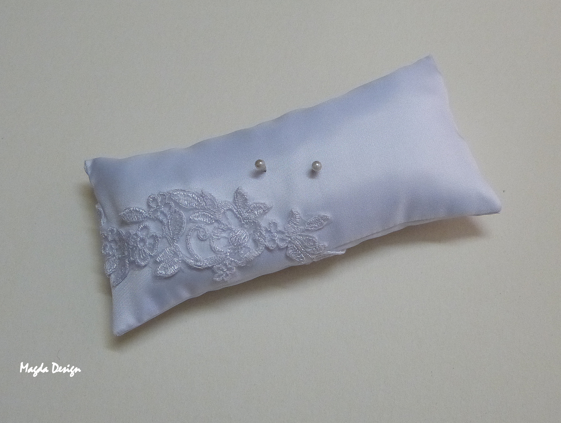 Polštářek pod prstýnky  Něha S