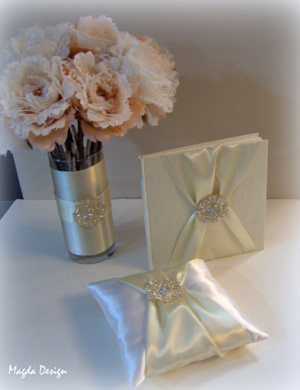 Svatební kniha hostů Chloe