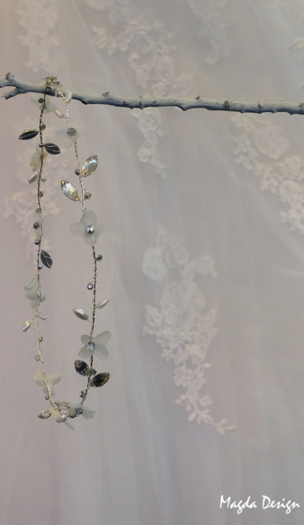 Věneček/tiara Isabella