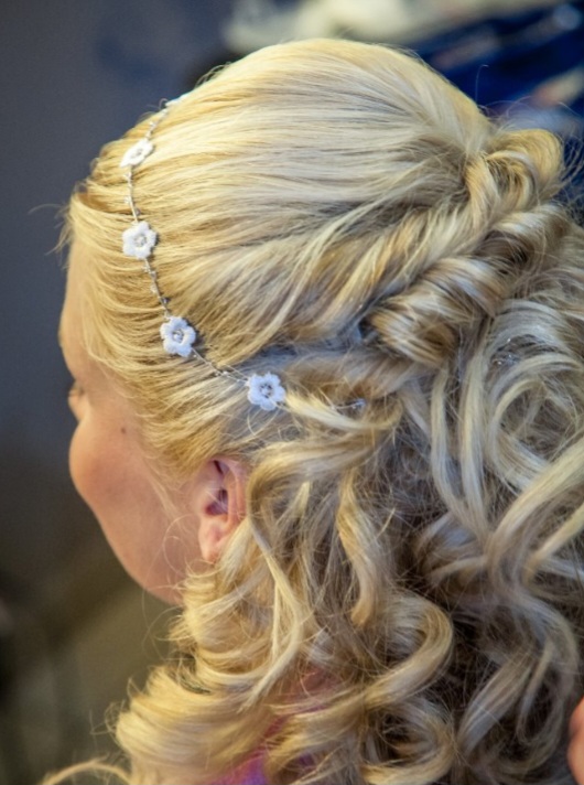 Věneček/tiara Est beles